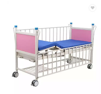 Manuelle reizbares Kinderbett des Krankenhaus-pädiatrische Bett-zwei mit Bett-Hauptbrettern
